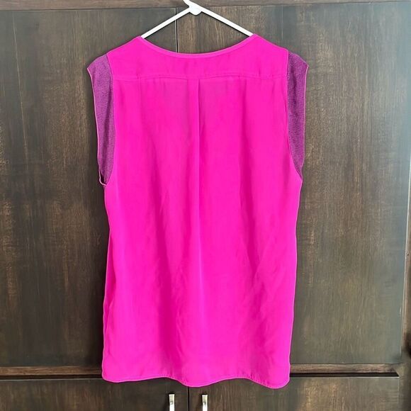 Cabi Campo Top Magenta Pink Notched V neck Mesh Cap Sleeves Small - Picture 5 of 5